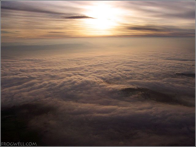 Fog over the Forth valley with the Gargunnock hills and Campsie fells just visible through the haze. Fog over the Forth valley with the Gargunnock hills and Campsie fells just visible through the haze.